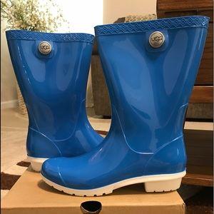 Authentic UGG Rain Boots (Brand New & Never Worn)